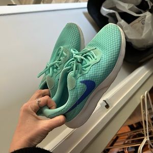 Nike Women’s Shoe Size 8.5